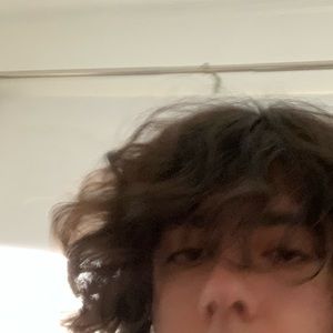 Meet your Posher, Max